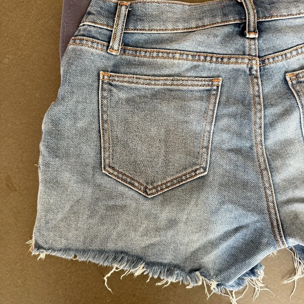 HATCH The Cut Off Denim Maternity Shorts - Picture 9 of 16